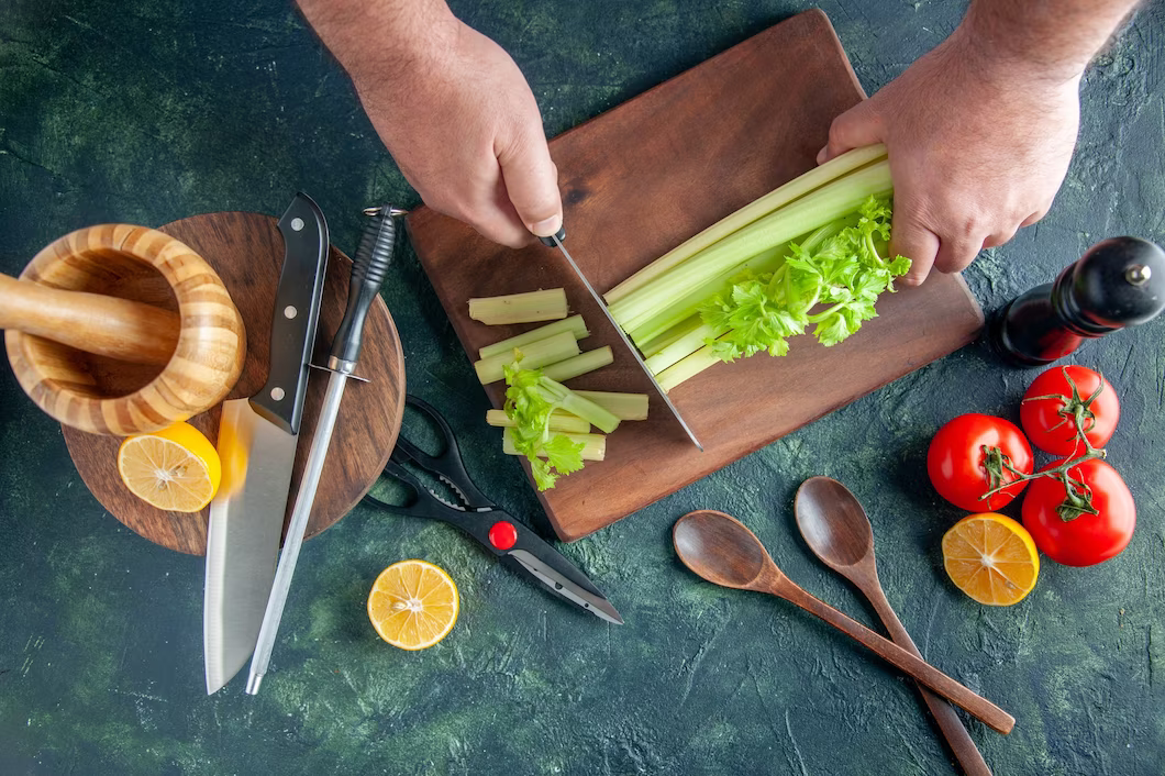 5 Reasons Why You Should Always Sharpen Your Knife
