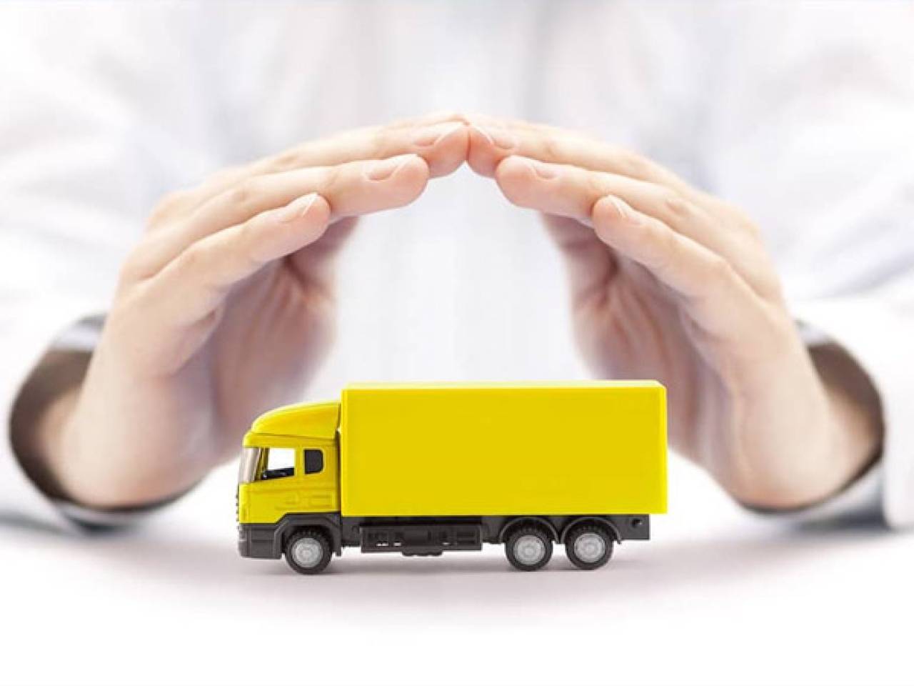 How Much is Commercial Truck Insurance?
